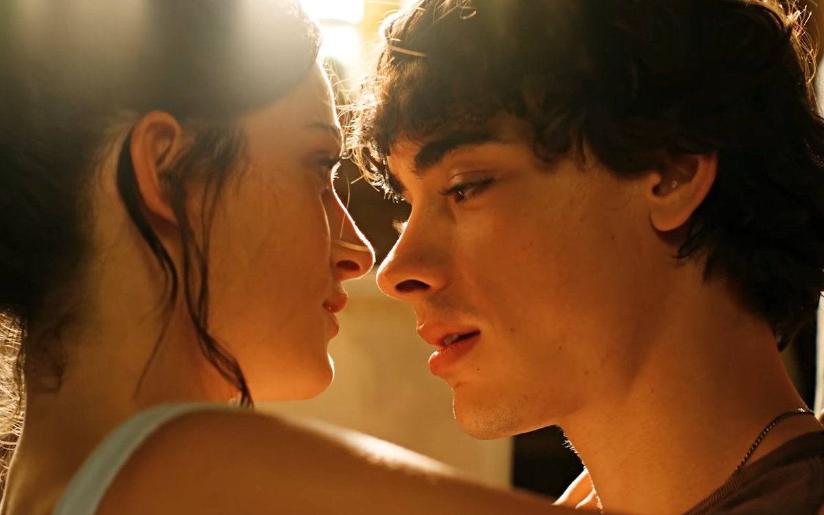 Peterosupstead's tweet photo. babyboy. honeybee. oh i love the way you look at me https://t.co/uz2Wl1Ap17