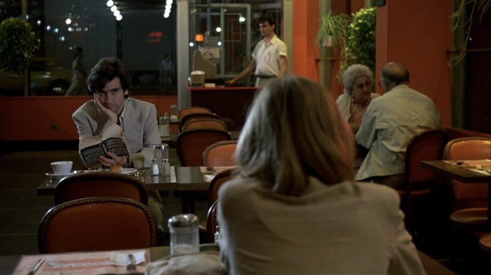 Lenscap's tweet photo. ‘After Hours’ (1985)
dir. Martin Scorsese
dp. Michael Ballhaus https://t.co/4JDG0FHClq