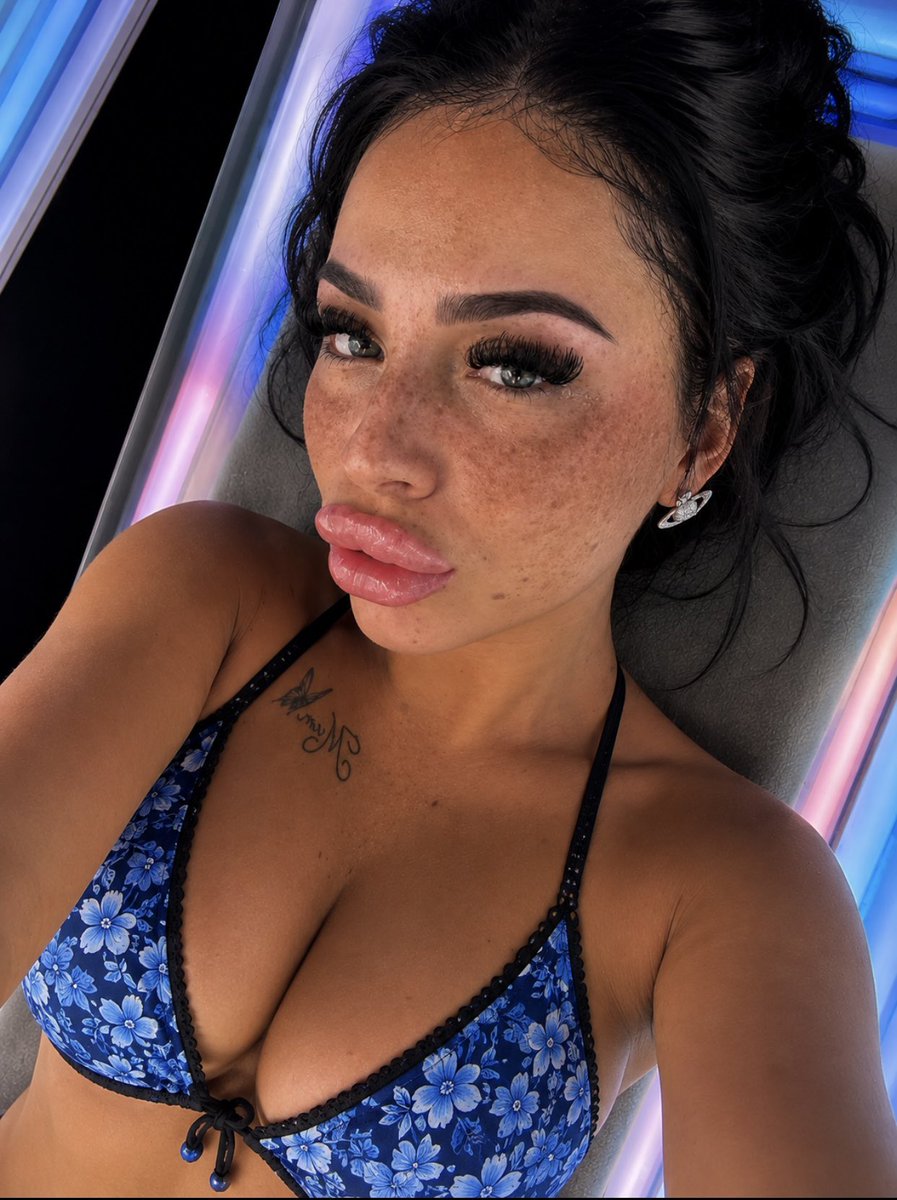 bobbybread095's tweet photo. Kelsey-Leigh👄 😮‍💨🤤
#ukchav #chav #slut #cumdump #cumtributeِs #pretty #tits #wataa #chudai #nsfw https://t.co/7m6IeuveAq