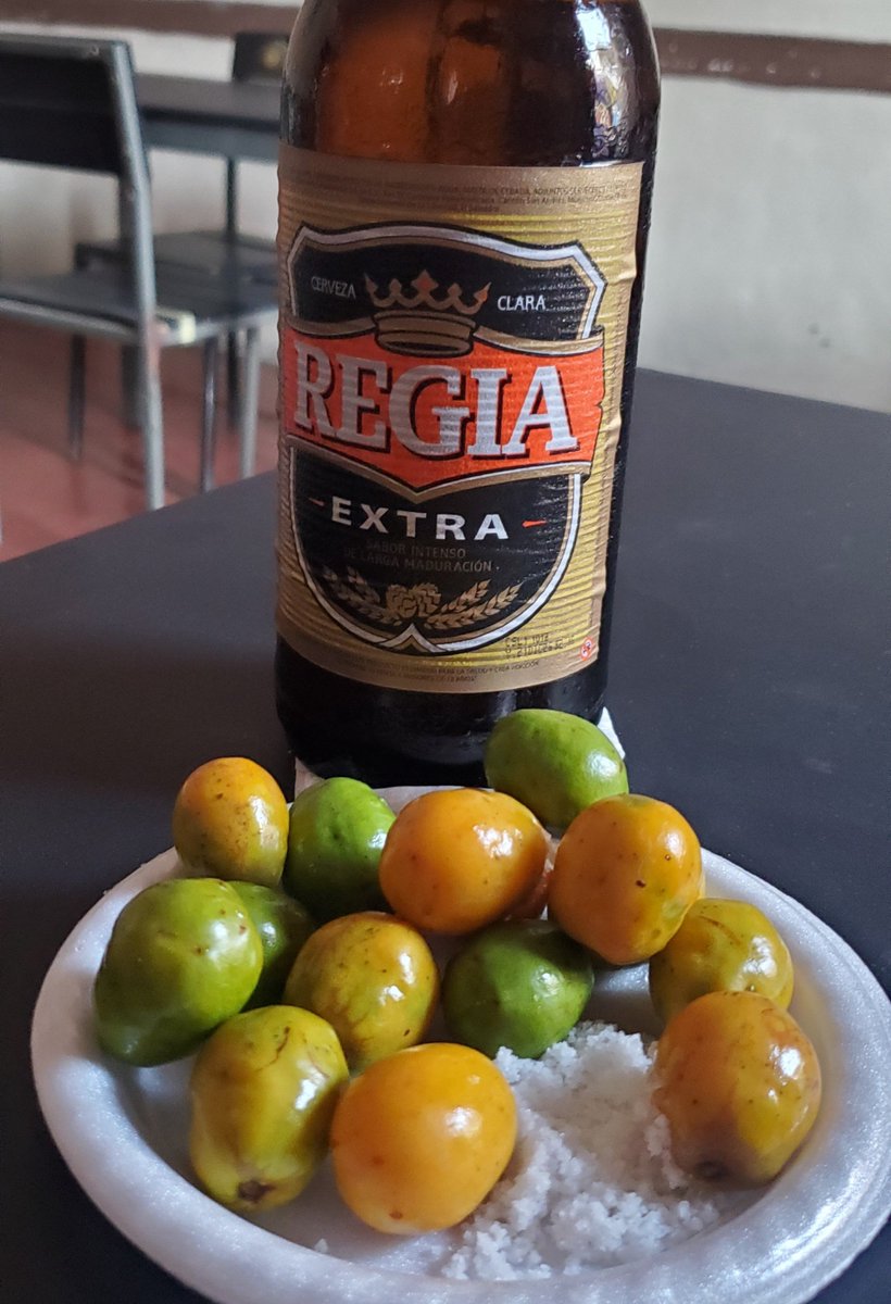davepalacio's tweet photo. #Regia y jocote de invierno https://t.co/WUu0pHeFjx