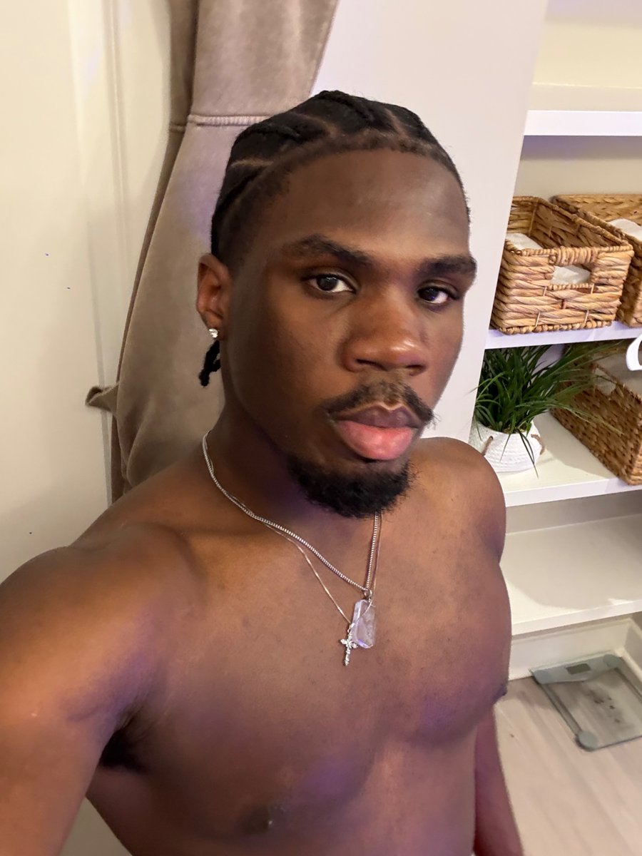 qthagr8's tweet photo. short lived era https://t.co/gKZoZ7ZOYO
