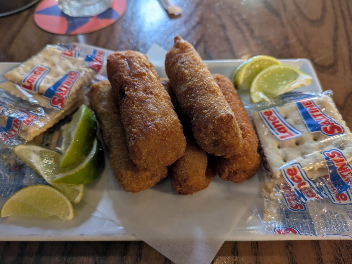 mklopez's tweet photo. Trying to fight a very bad attack of depression with Cuban food. Results are mixed so far. #Sergios https://t.co/xRzJKtSUOQ