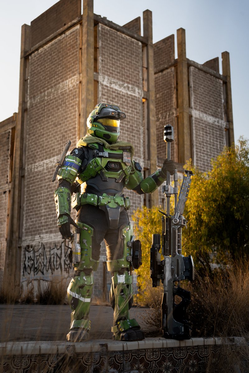 jerverant's tweet photo. I've never posted photos of my finished #JunA266 armor so here are some!! @Halo #HaloReach #HaloSpotlight #HaloCosplay #HaloArmor https://t.co/uS0hFQachj