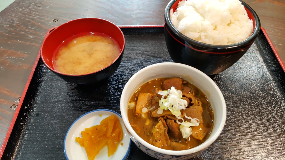 GutenMt's tweet photo. というわけでもつ煮込み定食（カレー味 ） https://t.co/yXbdWeINyd