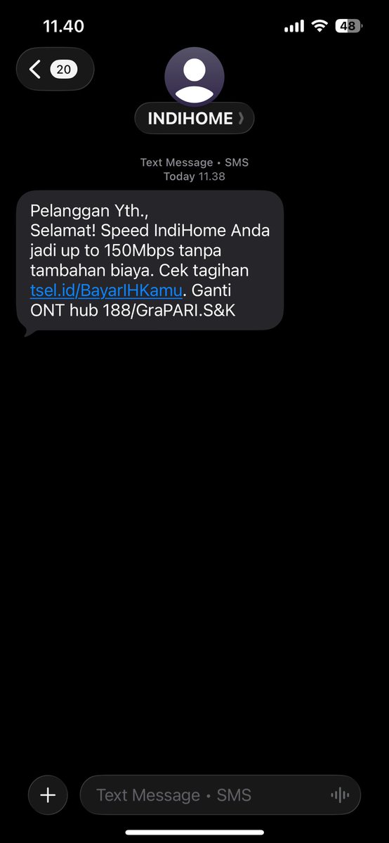 fxckinglanaa's tweet photo. @IndiHome mau nanya, tiba tiba dapet sms begini. ini asli, masa gaada tambahan biaya? saya gamau ya kalau tagihan naik https://t.co/j44vNywq7a