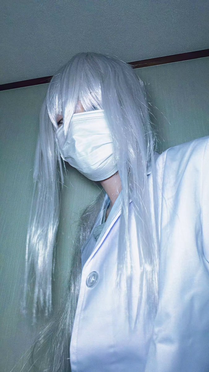 Re0_x0's tweet photo. ※cos

顔ガッツリ写らない闇医者 https://t.co/m5940bJnS6