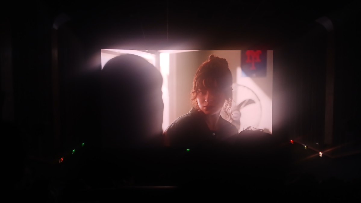 _SparkOfMe_'s tweet photo. Jean maior do mundo, achei funny que grande parte do filme é sobre o Peter se aceitar como mutante https://t.co/9TlQJMv73i
