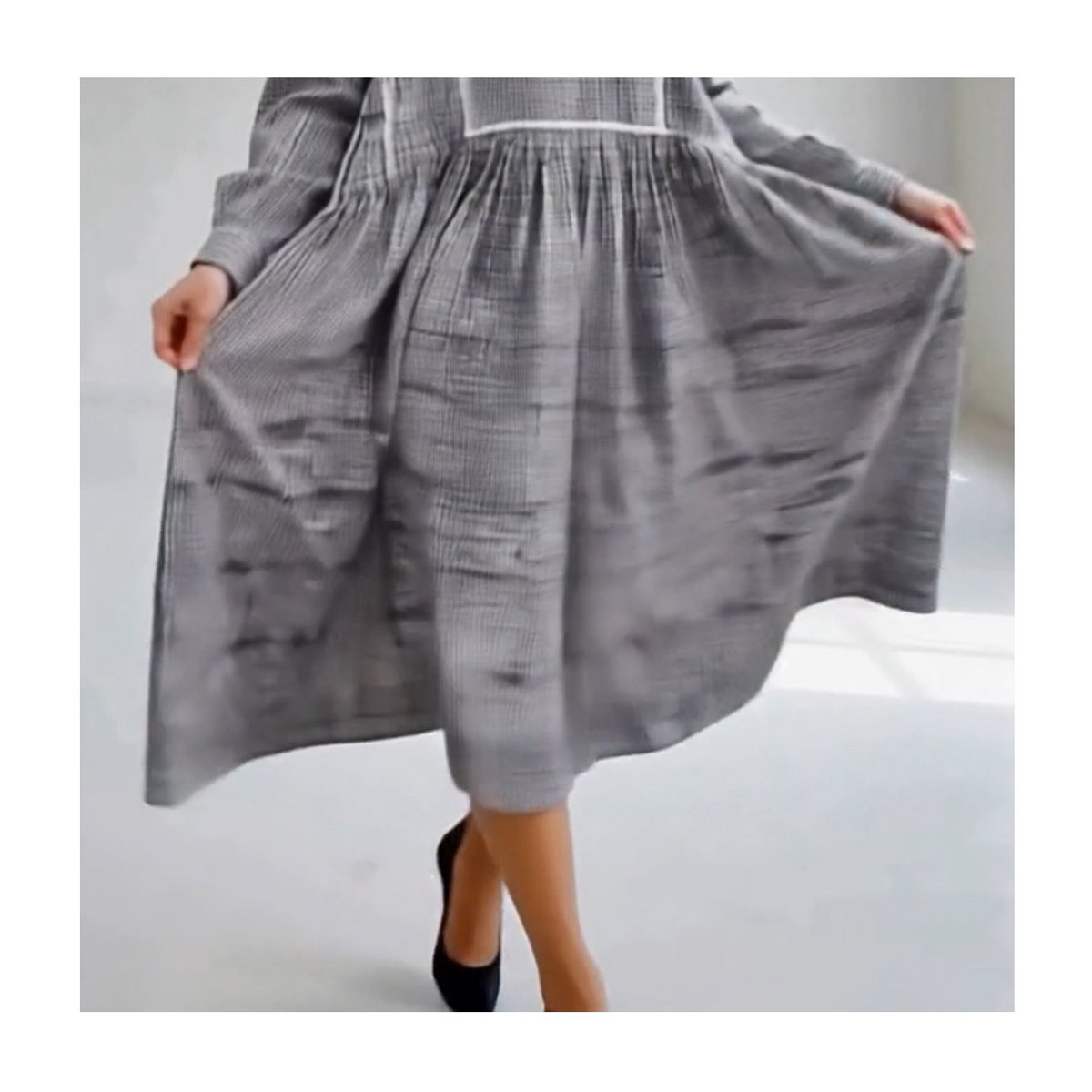 point_de_Japon's tweet photo. Gingham Cotton Pintuck Gathered Dress
Black × White
Product Number : 03-6105001
Shell : 100% COTTON
Size : M, L, XL
Handcrafted in Japan
Available on
https://t.co/llk6J5S6Uw
for a limited time.
@point_de_japon #handmade #gingham #cottondress #madeinjapan #fashionsnap #onlineshop #pointdejapon