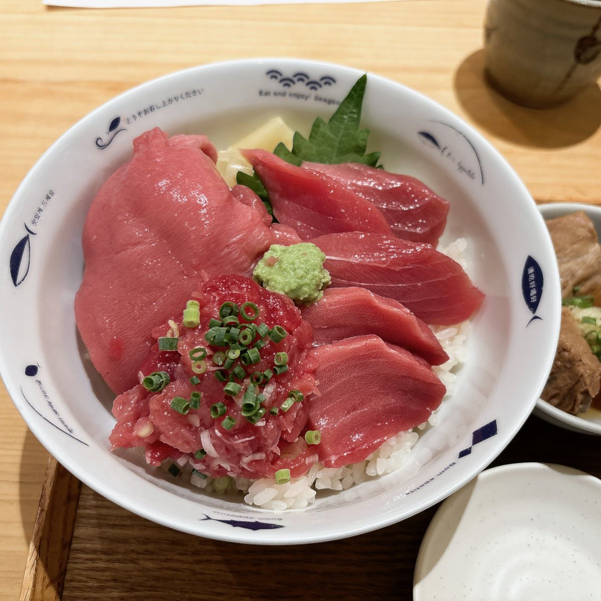 beken_m's tweet photo. まぐろ丼 https://t.co/gToDGcB3ym