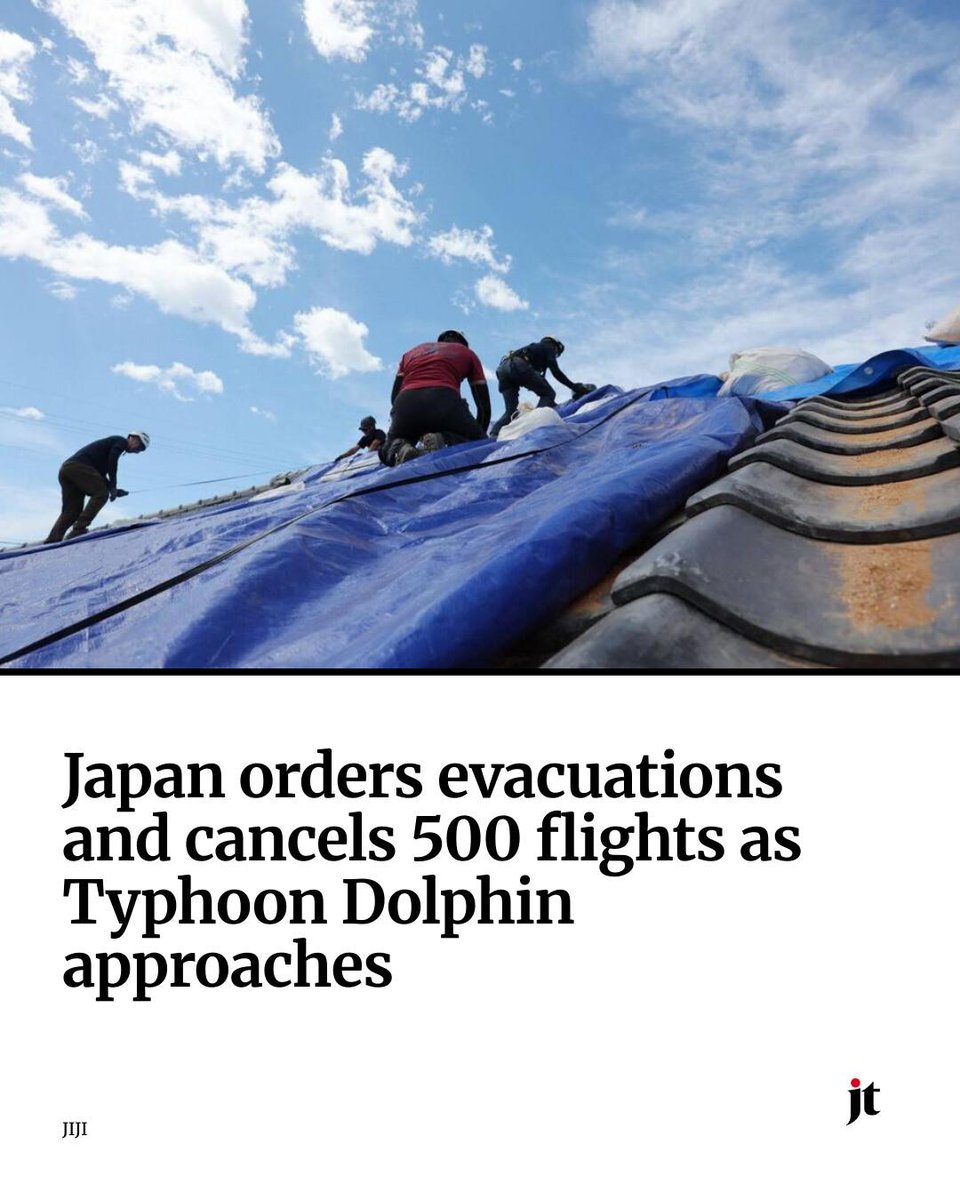 japantimes's tweet photo. Hundreds of thousands of people ⁠in southwestern Japan have been ordered to evacuate and more than 500 flights have been canceled as slow-moving Typhoon Dolphin approaches the region. 👉 https://t.co/kqzr0EIo3W https://t.co/2G73n6fH2h