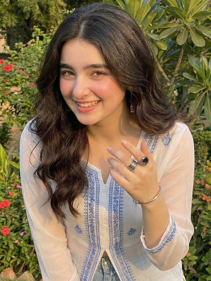 RealNaghma's tweet photo. Good morning everyone 🌞 

Quick follow back 💞

Drop 𝕏 handles ASAP ✅️ https://t.co/cfmKOm5YFu