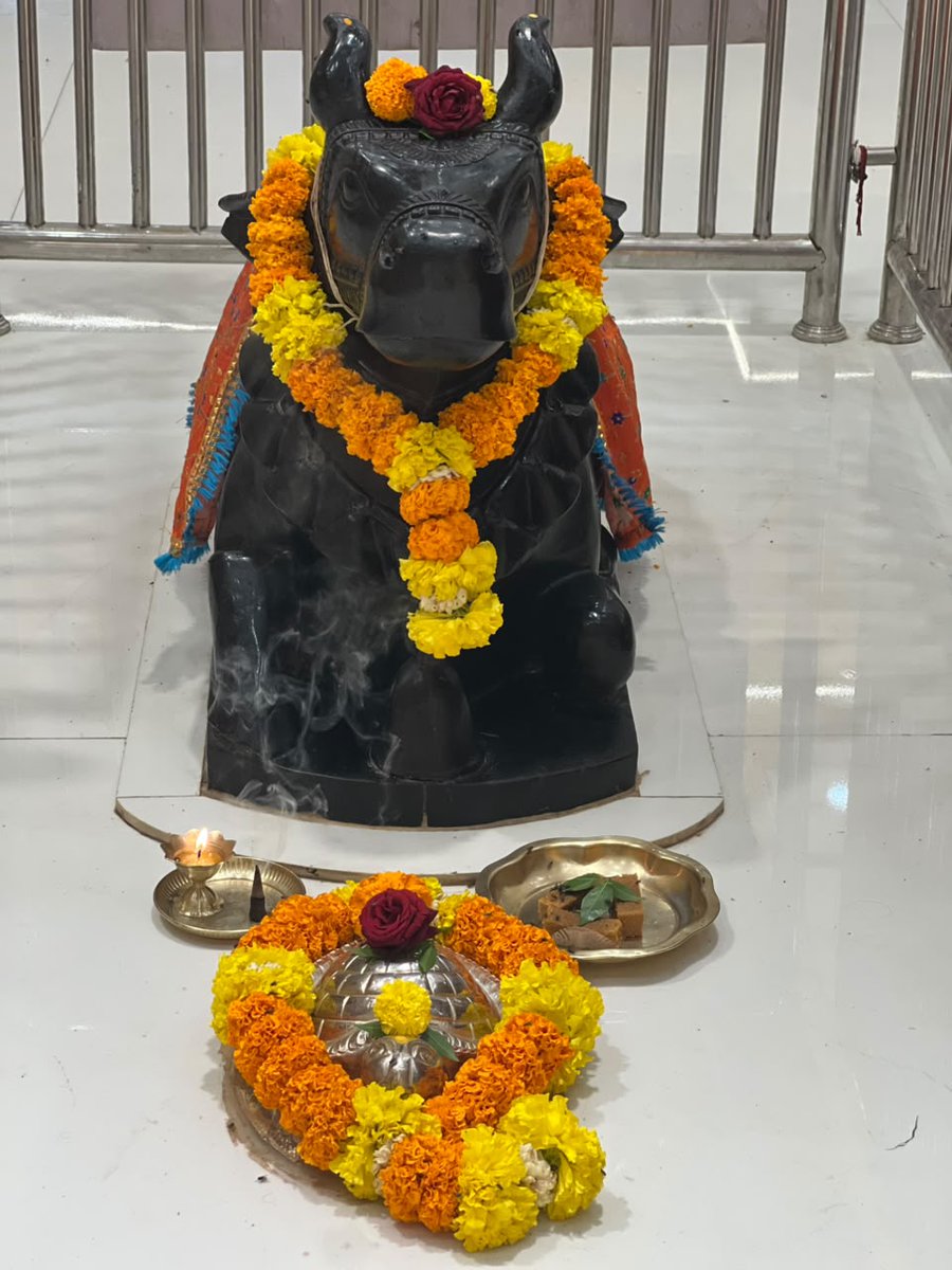 bageshwardham's tweet photo. श्री बागेश्वर बाला जी सरकार के दिव्य दर्शन…
श्री बागेश्वर बालाजी सनातन मठ मुंबई (महाराष्ट्र)
07-08-2026 (शुक्रवार)
#bageshwardhamsarkar
#mumbai
#divyadarshan
#maharashtra
#balaji https://t.co/AG45FtBbr9