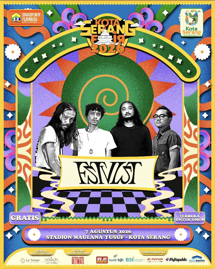 FSTVLST's tweet photo. Serang, debut pentas fstvlst malam ini. mari jumpa dan bahagia bersama~ https://t.co/O7tPz794C8