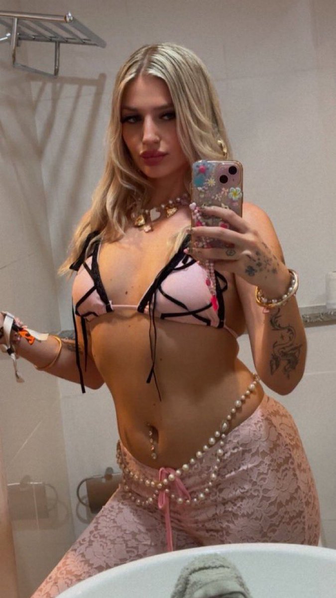 RASPBERRYR0SE's tweet photo. Your phone wallpaper? That’s mine now 
Your location? That’s tracked by me now 
Your screentime? I decide that now 
Your c0ck? That’s caged by me now 
Your a$$? That’s plugged by me now

redhead Findom Techdom  nsfwtwt https://t.co/KQaqDX6LUn