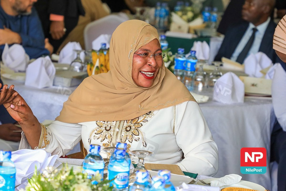 MzeeKayiira's tweet photo. Juma Kareem to our Muslim brothers and sisters. https://t.co/Dc1wxhpJ7Y