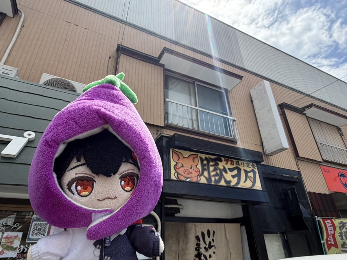 brasshin's tweet photo. 木更津にある35Pが店主さんの豚ヲタさん（@butaota）へ
豚角煮定食はめっちゃくちゃ美味くて柔らかくて口の中でとろけるレベル
見た目のボリュームに日和るも食感と同様にあっという間に溶けて無くなりました

お客さんが切れたタイミングだったので沢山お話も聞けて楽しかったです！
また機会を見て伺わせていただきます！
ご馳走様でした！