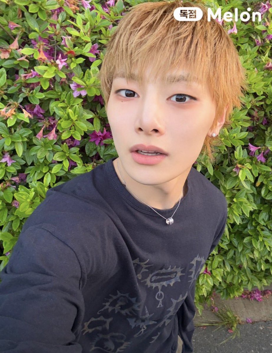 dailyinnieluv's tweet photo. jeongin for melon magazine https://t.co/b5jSCrkV0Y