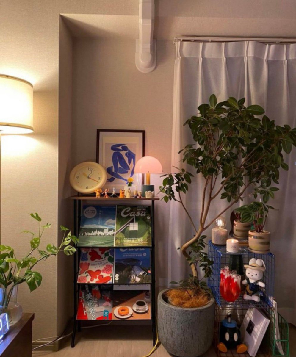 Aurielle007s's tweet photo. Living room https://t.co/NqiMtj2okq