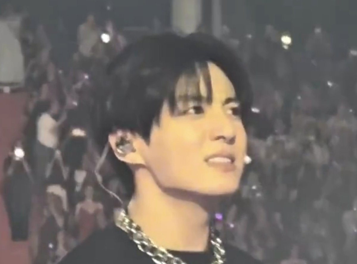 myyouwithjk's tweet photo. collecting these jungkook faces like infinity stones https://t.co/KmWqnIQLRk