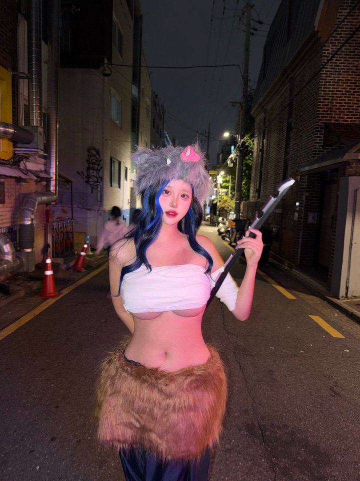 dltnqls282's tweet photo. 저돌맹진!!!

#코스프레 #cosplaygirl #귀멸의칼날 #이노스케 
#cosplay #DemonSlayer #Inosuke #コスプレ #코스어 
#コスプレイヤー #cosplayer https://t.co/v3IOhf8fCE