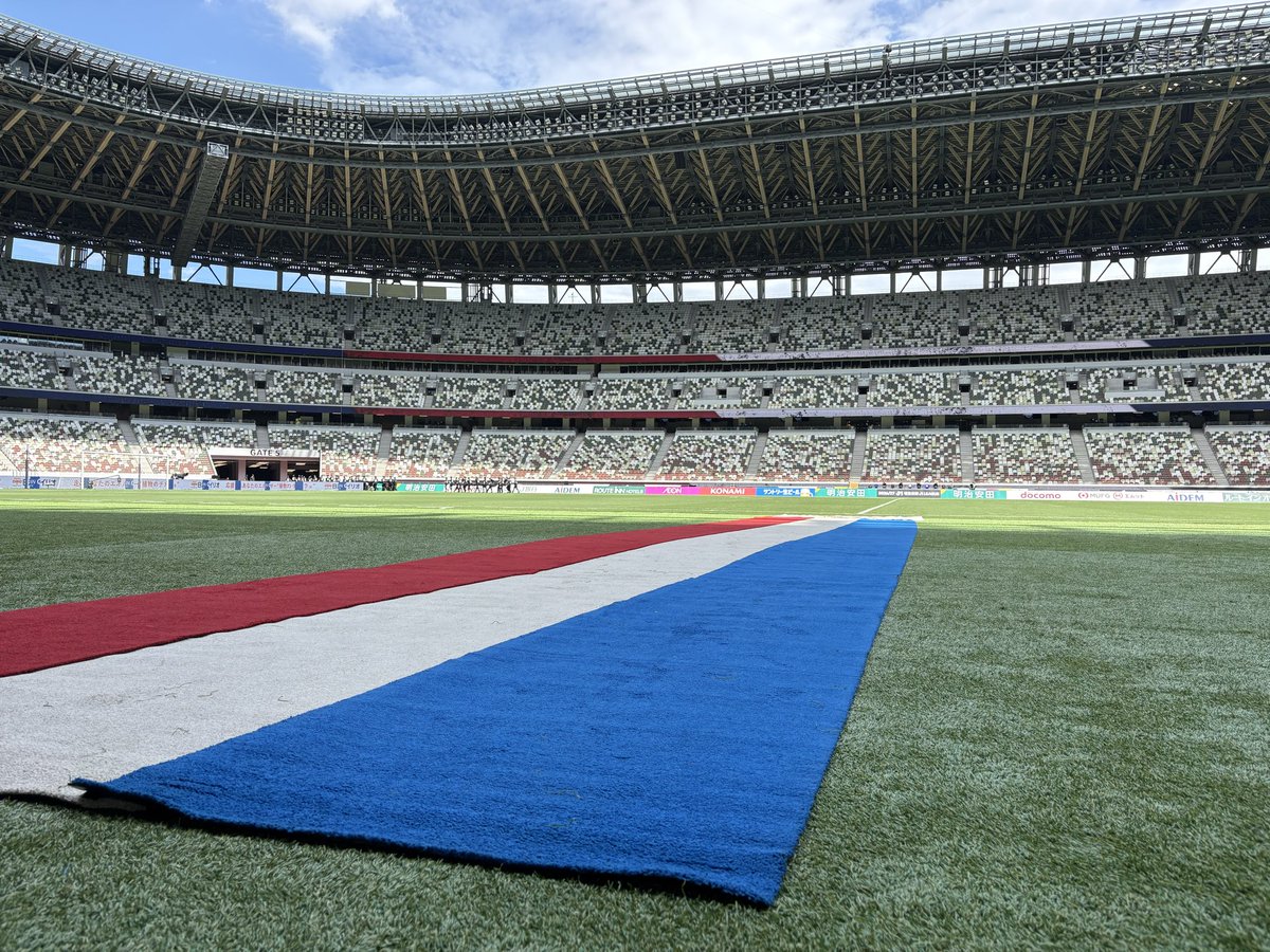 prompt_fmarinos's tweet photo. 𝑻𝒉𝒆 𝑪𝑳𝑨𝑺𝑺𝑰𝑪
キックオフまで残り6時間⏳

8.7（金）19:25 K.O. / MUFGスタジアム
vs 鹿島アントラーズ
🔗 https://t.co/5pz34jQn4y

#fmarinos https://t.co/5XpDHrd3zM