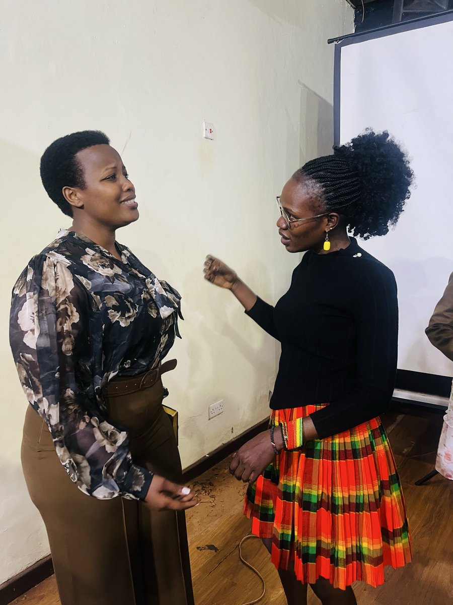 HopestarAkdo3i's tweet photo. It was an honor engaging with the ministers in line on opportunities available 4 Uganda’s young people.
From innovation 2 leadership our youth are ready.
Now let’s fund them,skill  them &amp;seat  them at the table.Thank you @henrytumukunde @Mglsd_UG @KanyesigyeMerc1 @MercyLakiskis https://t.co/pqyVm6M5cl