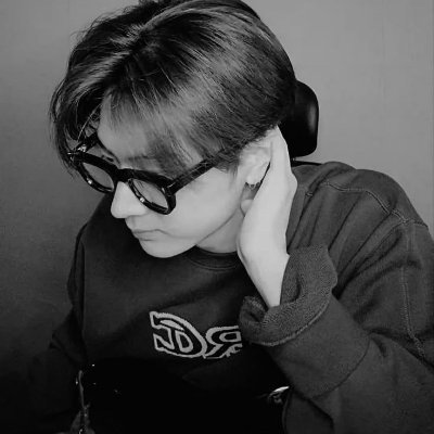 foureilsket's tweet photo. ⠀

perbedaan anak pertama dan kedua.

⠀ https://t.co/IicBzoPYrG