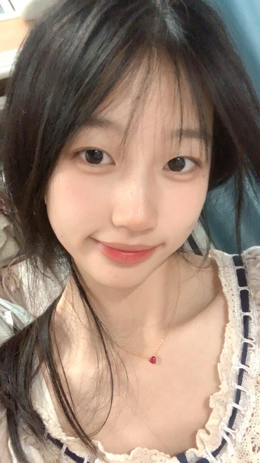 MignonTo8s's tweet photo. 二十➕女大怎么样才能遇到自告奋勇的男孩子呀？ https://t.co/BiTwuT2h24