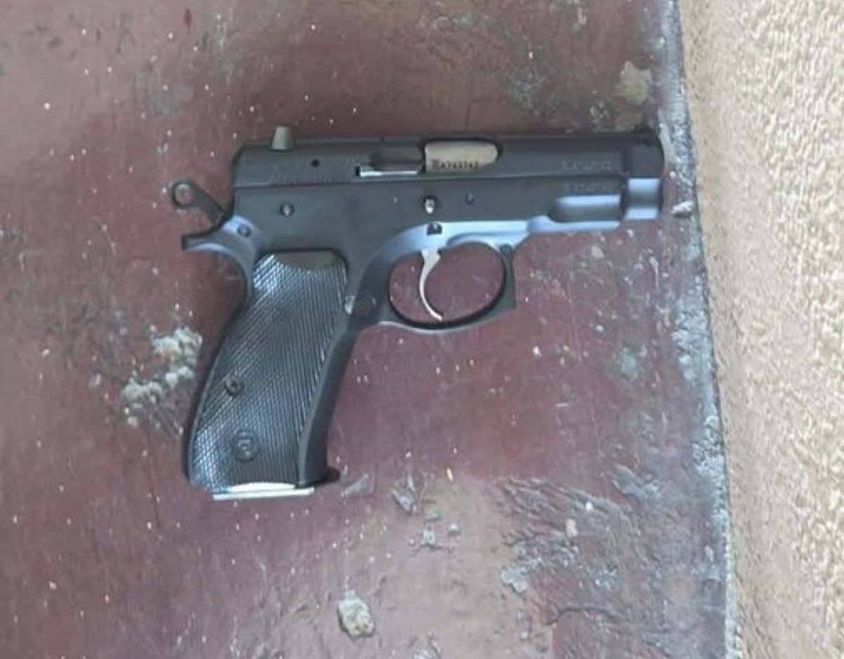 ThaiEnquirer's tweet photo. Student shooter dies by suicide after Nonthaburi school attack; 2 dead, up to 20 injured

A student believed to be the shooter in the attack at Debsirin Nonthaburi School in Bang Kruai district died by suicide after opening fire inside the school on Friday, according to officials at the scene.

Emergency responders said two people were killed and 15-20 others injured. Local reports said the dead were a teacher and a student, although authorities have yet to officially confirm the identities of the victims. Ambulances transported the injured to nearby hospitals as teachers evacuated students and staff from the campus.

Authorities reportedly found dozens of rounds of ammunition in the student's bag. Rescuers attempted CPR after the student was found, but the student was later pronounced dead.

Police have secured the school and launched an investigation into the motive. 

#Thailand #โรงเรียนเทพศิรินทร์นนทบุรี #กราดยิง