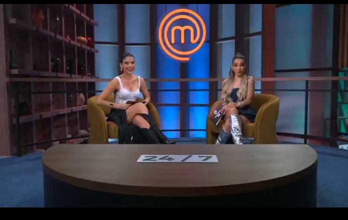 odaliscaroquera's tweet photo. Wow wow wow toda la #Temporada #Hablando #Criticando de #Michelle #Mich #Michito una #Candidata para #TopCheff @Telemundo ya está #Super #Capacitada por #MasterChefMx la #Chica no le debe nada ...porque le ha #Dado mucho #Reiting más que su #Protegida la #Remora #Daniela https://t.co/38MDIl1p9H