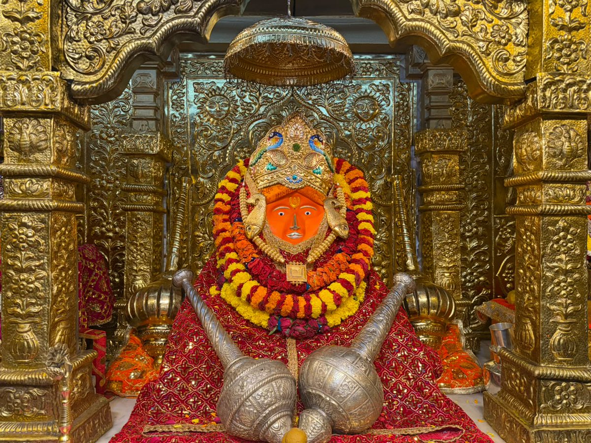bageshwardham's tweet photo. दिव्य दर्शन श्री बाला जी सरकार श्री बागेश्वर धाम सरकार ग्राम गढ़ा (मध्यप्रदेश) 07-08-2026 #bageshwardham #bageshwardhamsarkar #divyadarshan #balaji https://t.co/Xgfml3TCPg