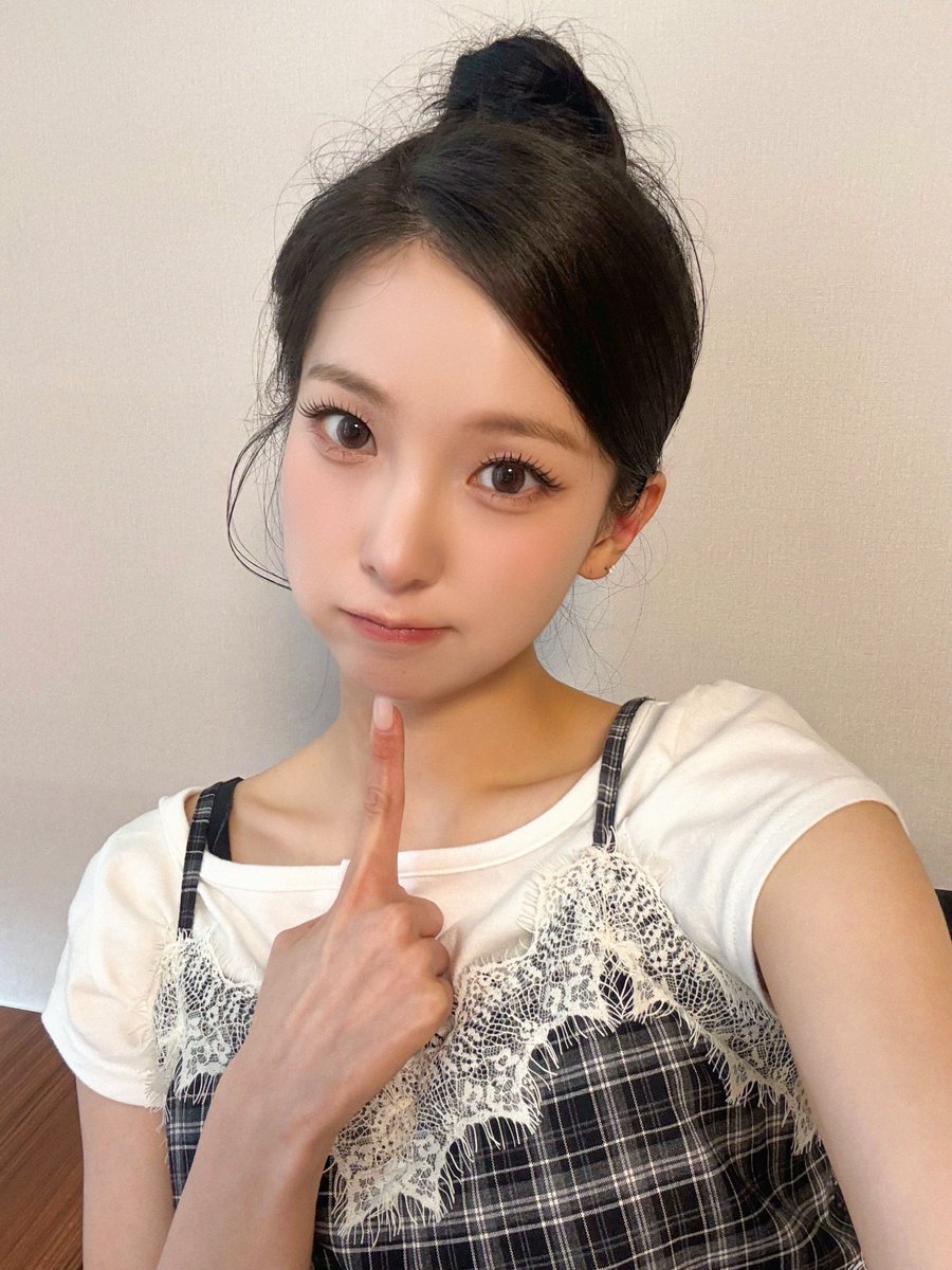 official_kep1er's tweet photo. [🎂]
✨ 유진 생일 기념 비하인드 사진 공개 ✨

#최유진 #YUJIN
#Kep1er #케플러 https://t.co/EADudKd5mT