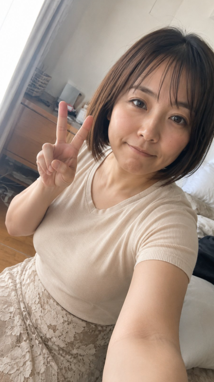Anna88743872's tweet photo. 今日はちょっとだけ機嫌いい✌️ https://t.co/jVyzKiOmns