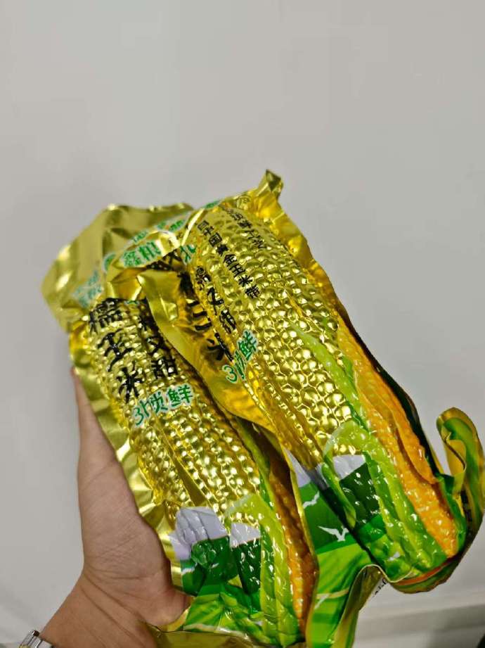 j__ae44's tweet photo. 本周挖到宝｜脆嫩多汁的即食水煮玉米！真空锁鲜连胚芽都完整，配沙拉、当早餐绝了，懒人狂喜～， https://t.co/SPdDDPpHAq