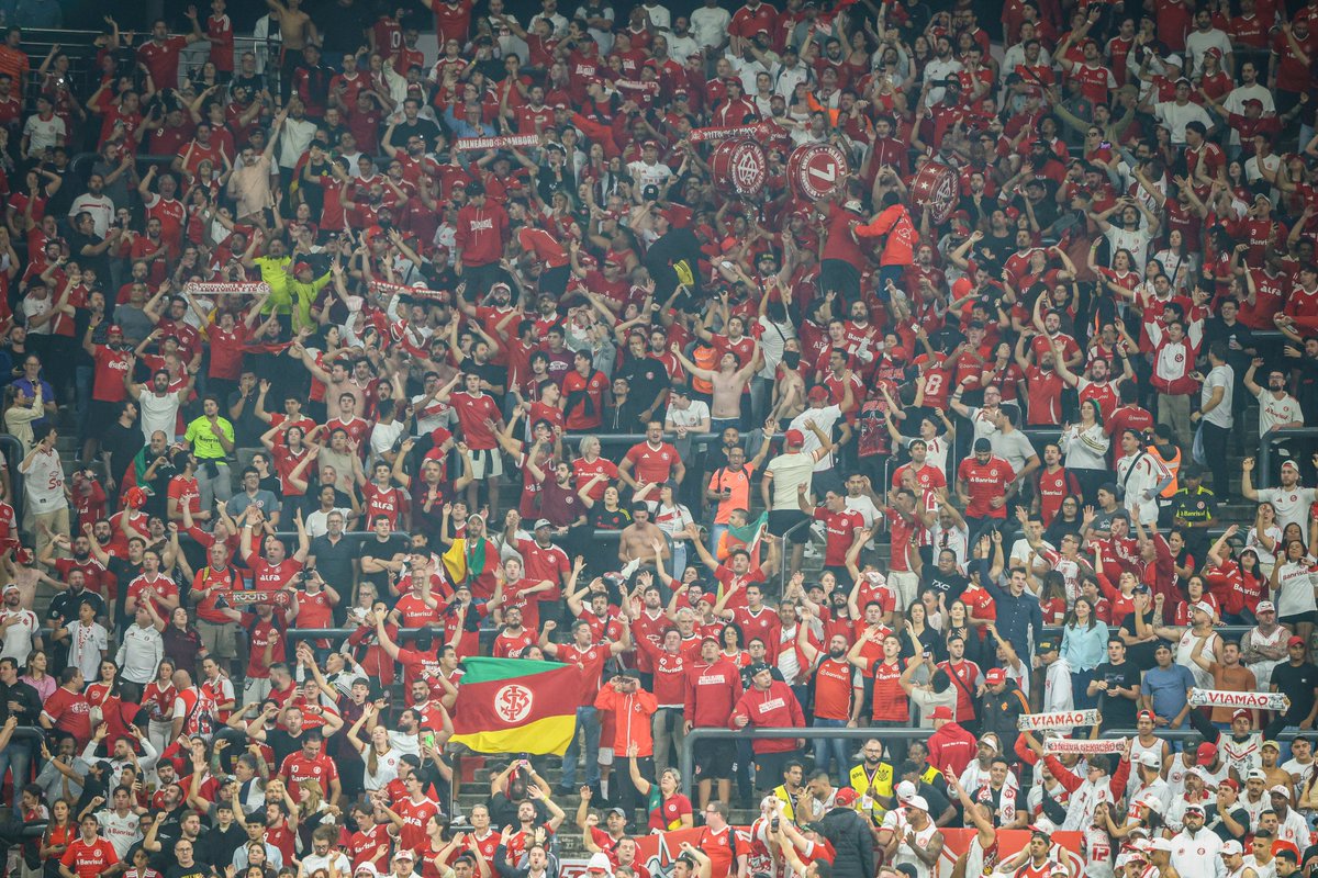 SCInternacional's tweet photo. Onde for jogar, também vou estar, 𝗦𝗘𝗠𝗣𝗥𝗘 𝗔 𝗧𝗘 𝗔𝗣𝗢𝗜𝗔𝗥! 🥁🇦🇹 https://t.co/Dfcp1mtYfP