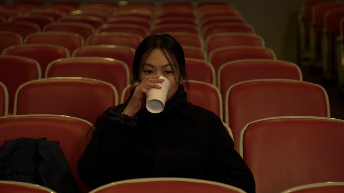 EARTHM0VERRR's tweet photo. On the Beach at Night Alone (2017)
dir. by Hong Sang-soo https://t.co/FHhhqqm0Fi