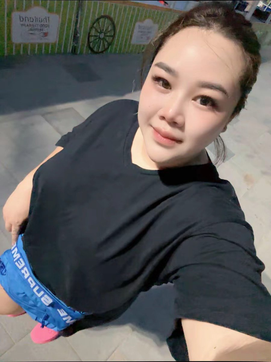 Limaksgdr's tweet photo. นวดวันนี้. แถมฟรีไวฟาย😝

#มอนิ่ง
#พัทยา
🆔️khanueng2537 https://t.co/E6QAYG5IR0