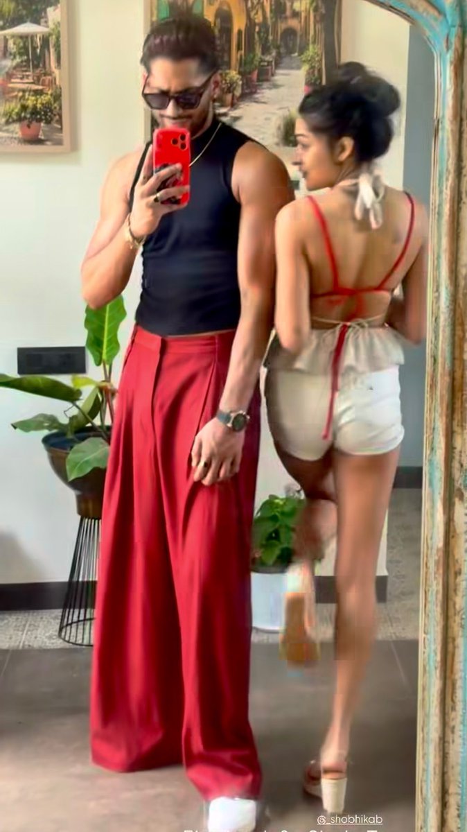 Jokerxt3f's tweet photo. @SKatawala45341 @lovebahana @Zenin47606878 @Farrhana_bhatt @Baseer_Bob Gentleman hahaha hijda puri duniya ka sub se bara play boy Jo khud bolta mei mei ghar se nikalo toh 20 girls m dil a jata mera gutter bawaseer dog gentleman ka Matlab pta Tujhy hijde? Chappri 🦍🤌 https://t.co/yjPnFJVGvp