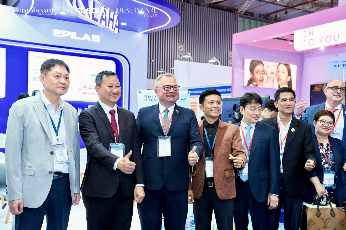 pharasimowicz's tweet photo. THE 17TH INTERNATIONAL EXHIBITION – VIETBEAUTY X COSMOBEAUTÉ VIETNAM 2026
“COSMETICS &amp; PERSONAL HYGIENE, NAIL CARE &amp; HAIR CARE PRODUCTS, LABELS &amp; PROCESSING EQUIPMENT IN VIETNAM”
📜 🇬🇧 https://t.co/5Mx3jRGgLY
📜 🇻🇳 https://t.co/YQOiH7YKUa
23 – 25.07.2026, HCMC, Vietnam https://t.co/c3tV9a0mKG