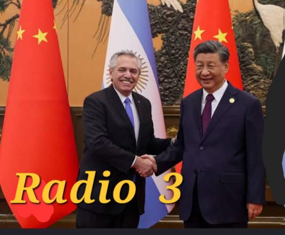 mavica7's tweet photo. SE CUMPLEN 4 AÑOS QUE EL PRESIDENTE ALBERTO FERNÁNDEZ CEDIÓ 35 MIL HECTÁREAS EN CATAMARCA, ARGENTINA, PARA QUE LA EMPRESA CHINA  "ZIJIN MINING GROUP"  EXTRAIGA ABSOLUTAMENTE TODO EL LITIO  QUE EXISTA EN ESAS 35 MIL HECTÁREAS DE LA CORDILLERA ARGENTINA.

SON 35 MIL HECTÁREAS Y 16 MIL DEL SALAR TRES QUEBRADAS CEDIDAS PARA SU EXPLOTACIÓN POR 50 AÑOS 

CUANDO TODOS NOSOTROS SEAMOS YA POLVO EN LA TIERRA,  LOS CHINOS ESTARÁN EXTRAYENDO LOS ÚLTIMOS RESTOS DE LITIO QUE QUEDEN EN EL NORTE DE ARGENTINA 

35 MIL HECTÁREAS Y 16 MIL DEL SALAR TRES QUEBRADAS , A 170 KM DE FIAMBALA, CATAMARCA 

VEAN DECRETO 234/,2021; Y DECRETO 836/2021 Y 57/2023

VIVA PERÓN CARAJOOO ✌️