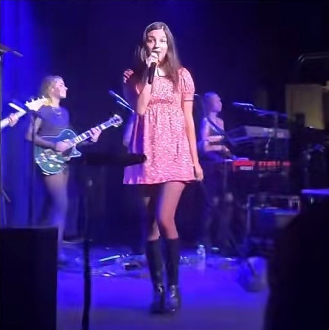 chenslivia's tweet photo. THIS DRESS IS SO CUTIEFUL https://t.co/yaWe5q8UJo