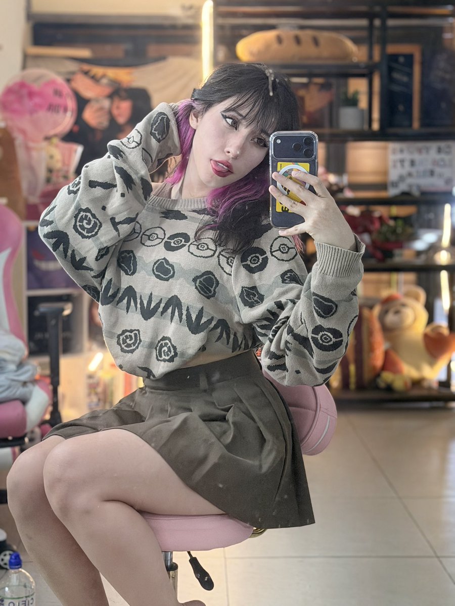 EmetSuki's tweet photo. Hola, me hice un nuevo estilo ❤️ que tal? https://t.co/PyUpUKfHz4