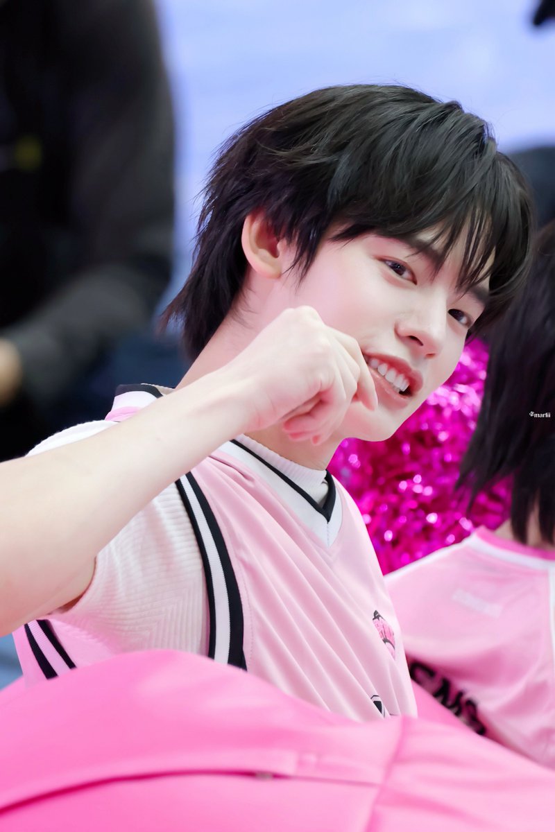marliipor's tweet photo. 010826 🐻‍❄️🪽🏹

TEETEEPOR CHEER UP
#ตี๋ตี๋ป๋อสปอร์ตเดย์2026
·˚ ༘♡ #DMDSportsDay2026 
#porsuppakarn @porsuppakarn ❀° https://t.co/aKWl9711gh