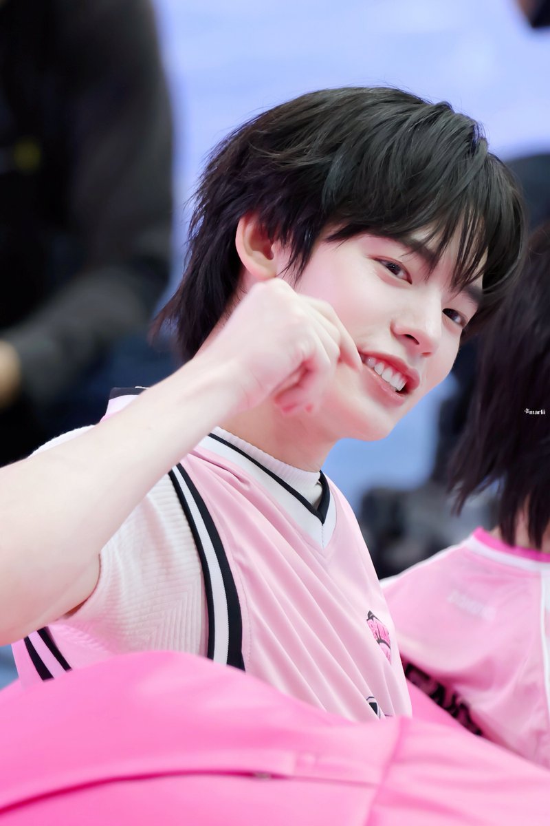 marliipor's tweet photo. 010826 🐻‍❄️🪽🏹

TEETEEPOR CHEER UP
#ตี๋ตี๋ป๋อสปอร์ตเดย์2026
·˚ ༘♡ #DMDSportsDay2026 
#porsuppakarn @porsuppakarn ❀° https://t.co/aKWl9711gh