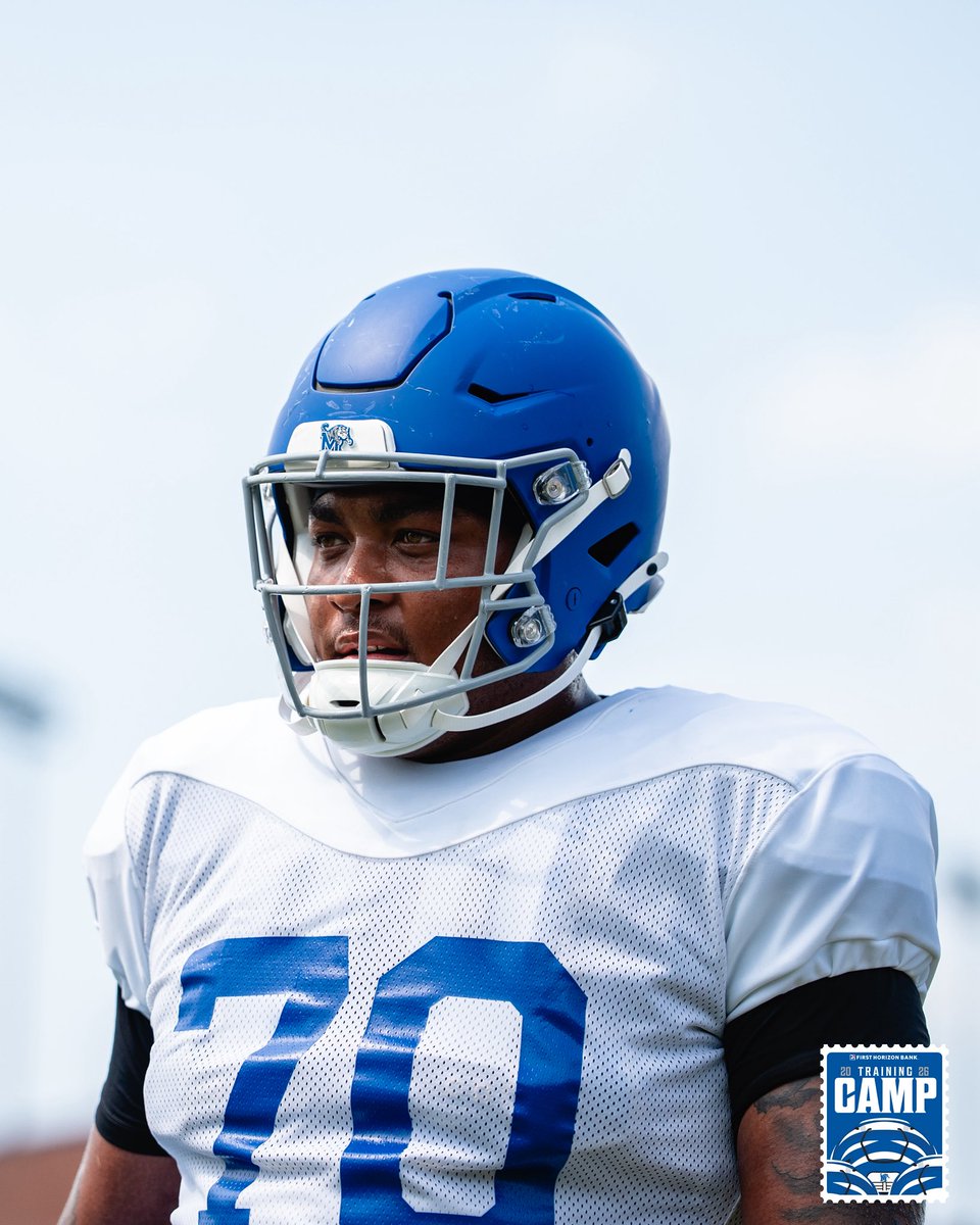 MemphisFB's tweet photo. One step closer 

#CloseTheGap | @FirstHorizonBnk https://t.co/KIRX06dqQQ