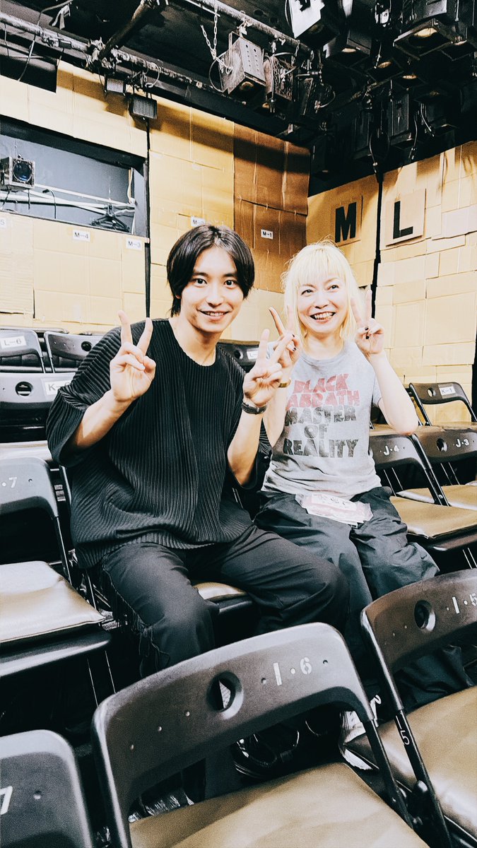 sawadaikuko's tweet photo. 日々、御来場感謝です。
残り6ステ！是非。
本日16時〜当日券ございます！
#阿部顕嵐 クンも来てくれた！
thanks &amp; love！

#gmn5
#破壊再生ディストーション https://t.co/vgKMiM9LNX