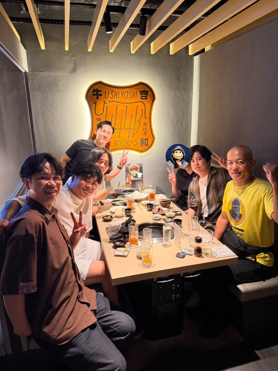 icchii2530's tweet photo. 『Brain丸投げコンサル』メンバーとご飯会！
おさるさん(@osaruproducer )
迫さん(@sako_brain )
沖さん(@namakemono0309 )
超豪華なメンバーで有益な話がバンバン出てました！
0期生として選んで頂けたことに感謝です！

今後のBrainの盛り上がりが楽しみです！
良いコンテンツだけを世に広めたいという強い気持ちや、誠実に泥臭くやっている人だけが生き残る話など少人数だから話せる会話が有益すぎました！

今回一番学びになったのは『思考力』
経営者たるものAIに頼りすぎず自分の一次情報を磨き続けることが大切だと気が付かされました。

やっぱり成功している人達の「思考力」は半端ない。

潜在意識界隈もBrainキッカケに盛り上げて行きたいです！

AKIさん(＠Akii_fit )宮森さん(@55curry )一緒にBrain盛り上げて行きましょう！