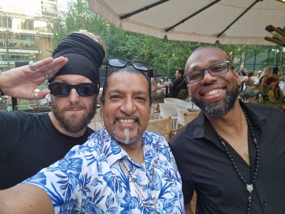2000_redd's tweet photo. #TBT Last bank holiday weekend out and about with my peoples https://t.co/EvIkJjellc