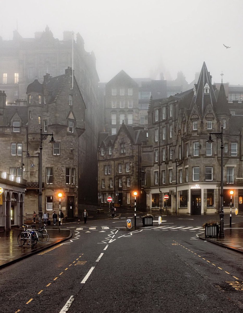 naturehealyou's tweet photo. Scotland, Edinburgh https://t.co/aQq7hEodIv