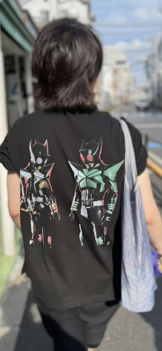 tokuyama0130's tweet photo. あちぃです🥵
襟足…長！ https://t.co/p0Ra8l7399